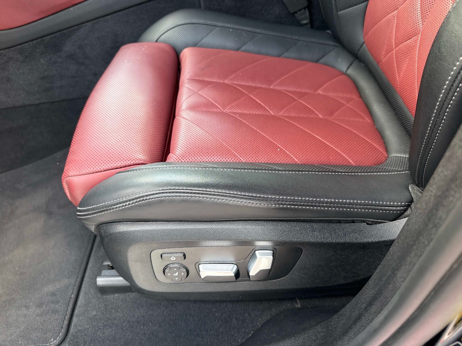 Used 2024 BMW X6 xDrive40i AWD/4WD image 40