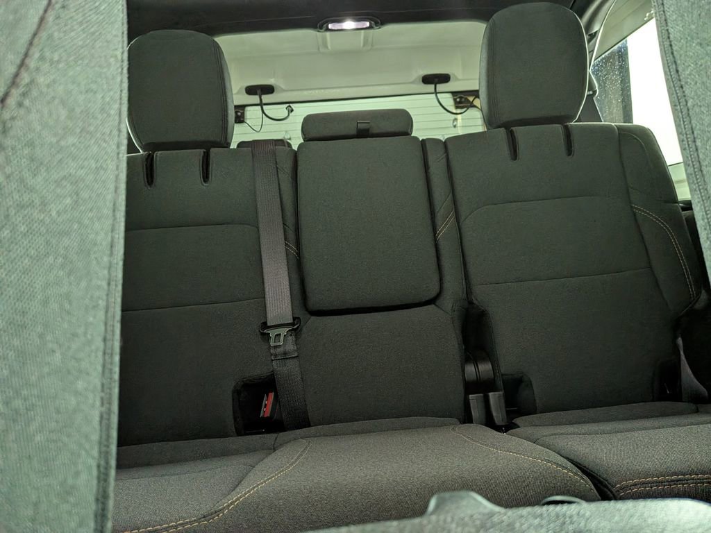 Certified 2025 Jeep Wrangler Unlimited Sahara image 28