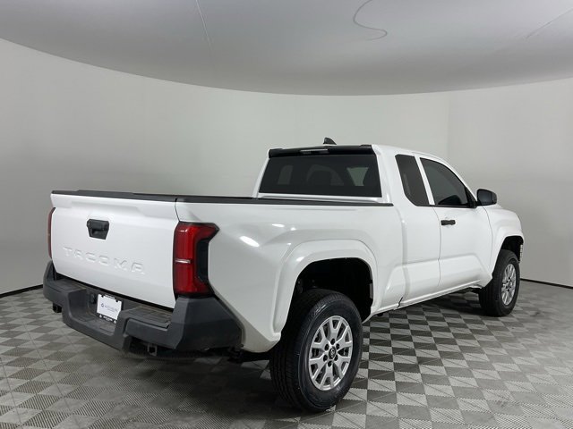 Used 2024 Toyota Tacoma SR image 5