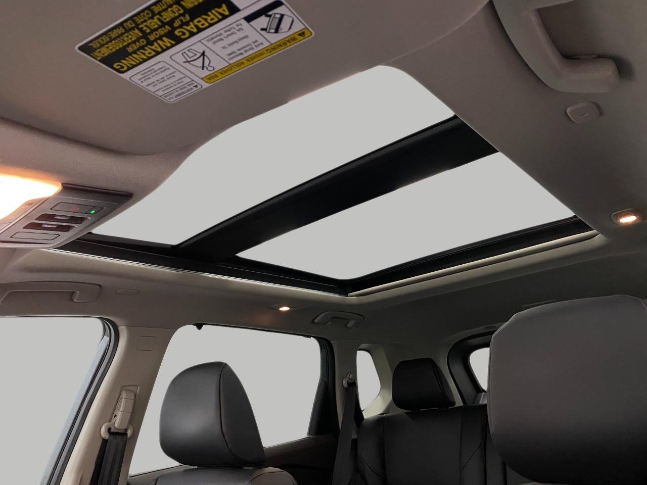 Used 2023 Nissan Rogue SV w/ SV Premium B Package image 31