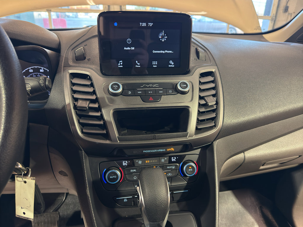 Used 2019 Ford Transit Connect XLT image 17