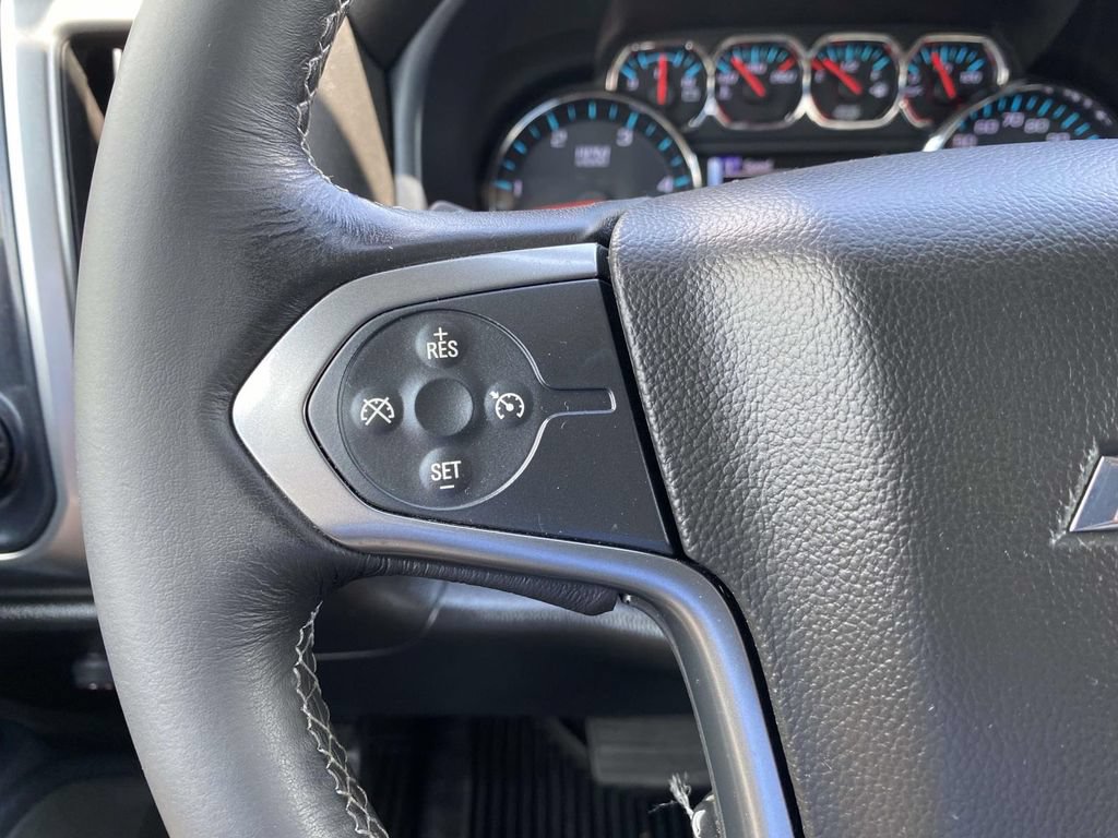 Used 2018 Chevrolet Silverado 2500 LT AWD/4WD image 25