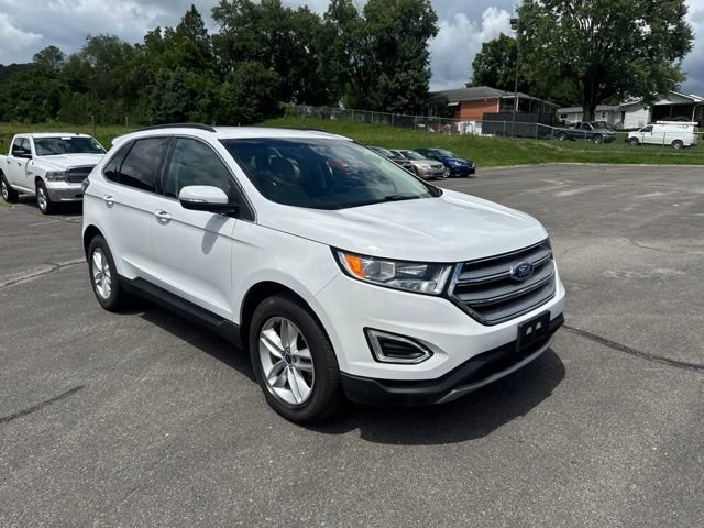 Used 2016 Ford Edge SEL w/ Equipment Group 201A AWD/4WD image 3