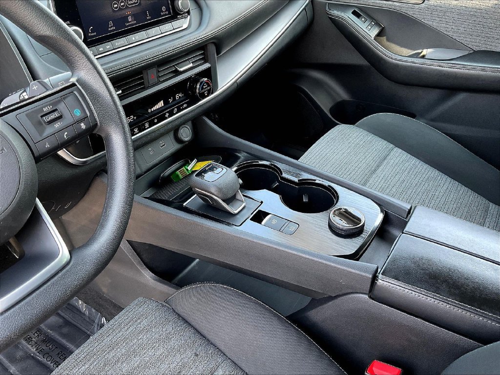 Used 2023 Nissan Rogue SV AWD/4WD image 21