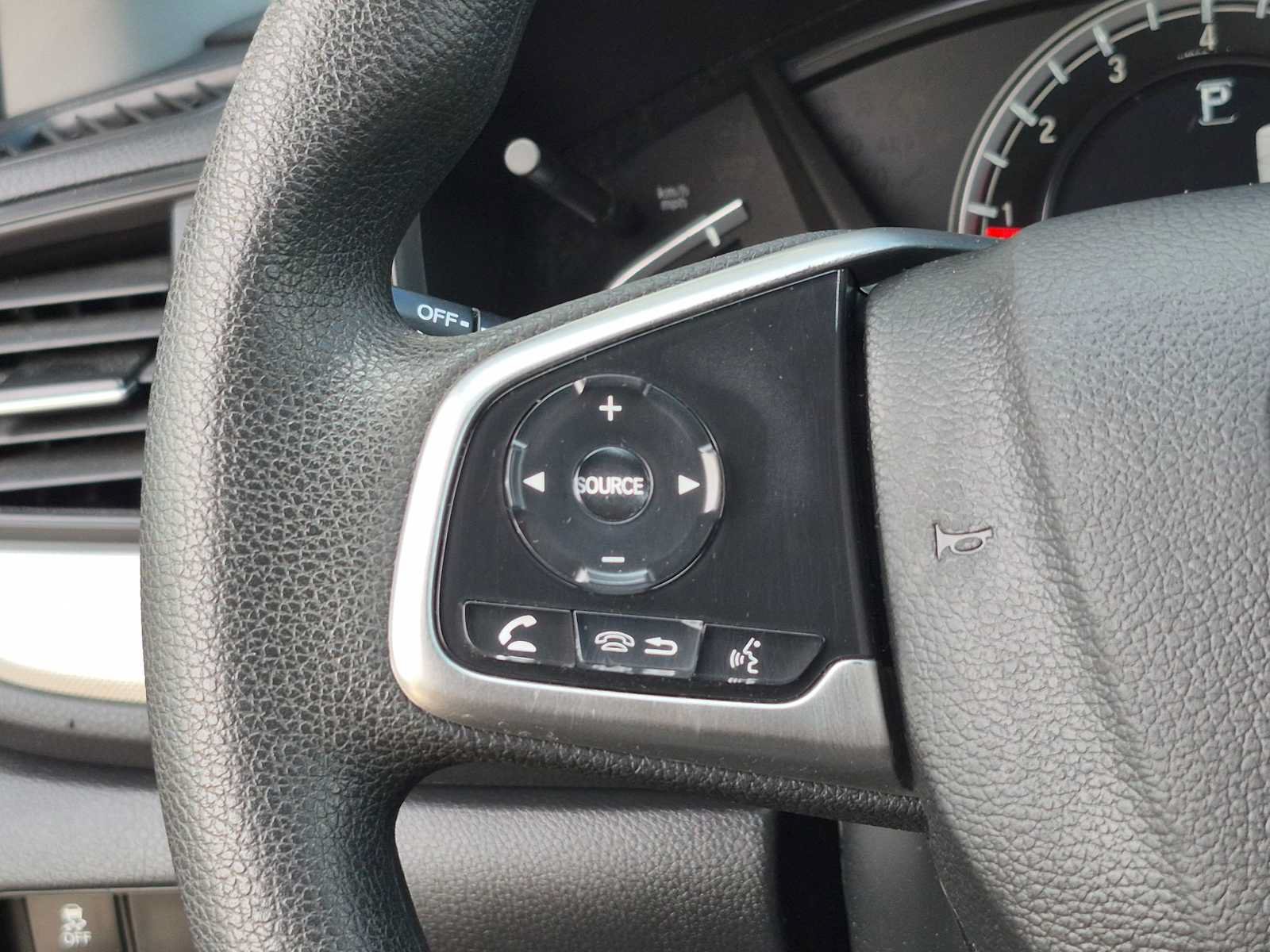 Used 2017 Honda CR-V LX image 21