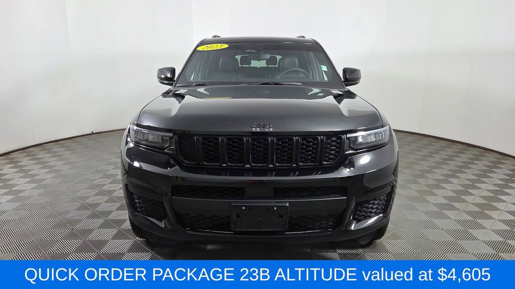 Used 2023 Jeep Grand Cherokee L Laredo AWD/4WD image 2