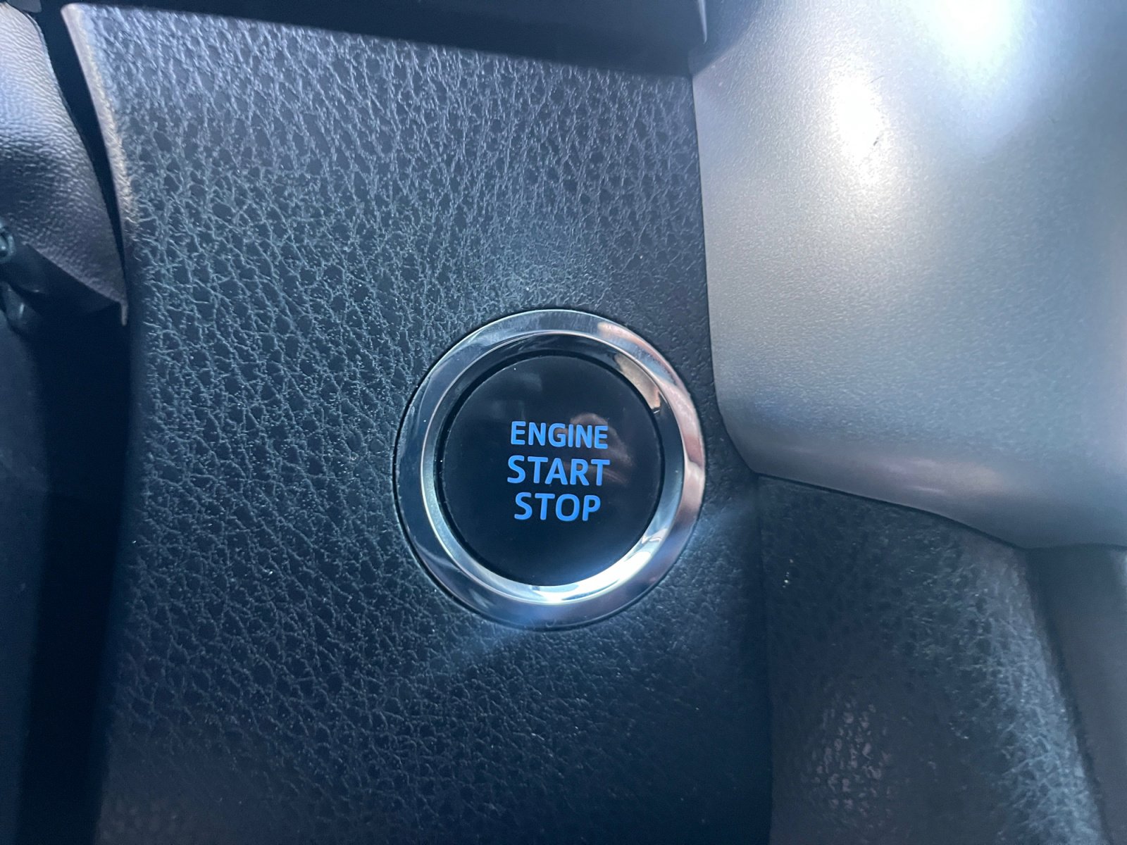 Used 2015 Toyota Highlander XLE image 30