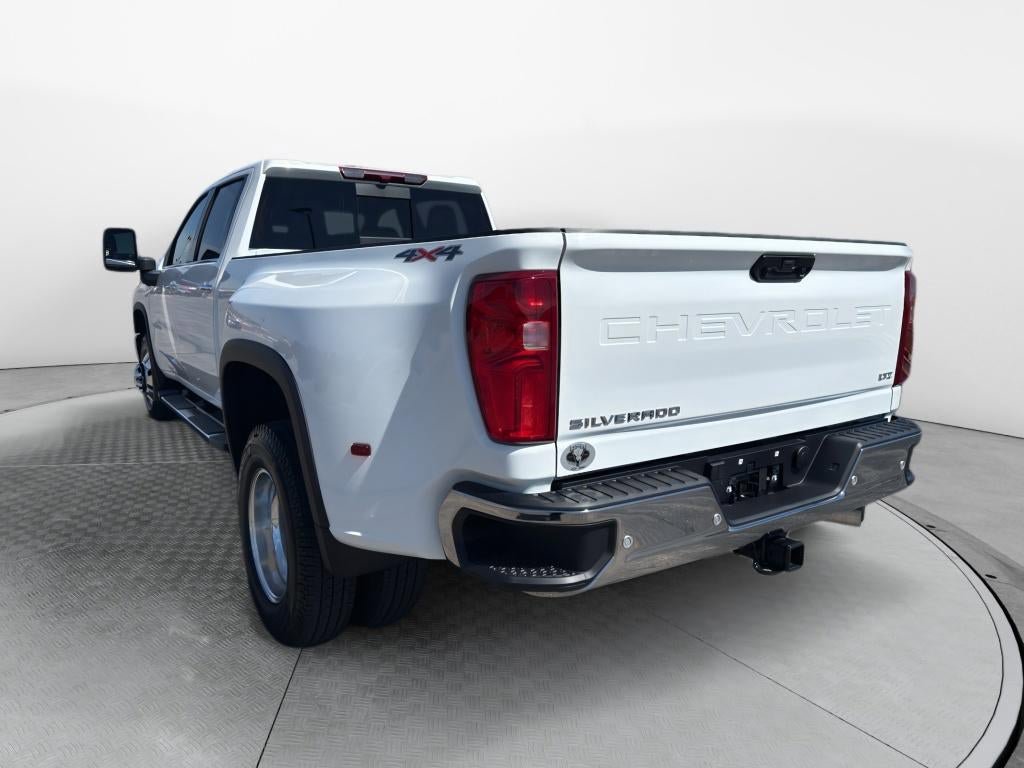 New 2026 Chevrolet Silverado 3500 LTZ w/ LTZ Convenience Package AWD/4WD image 5