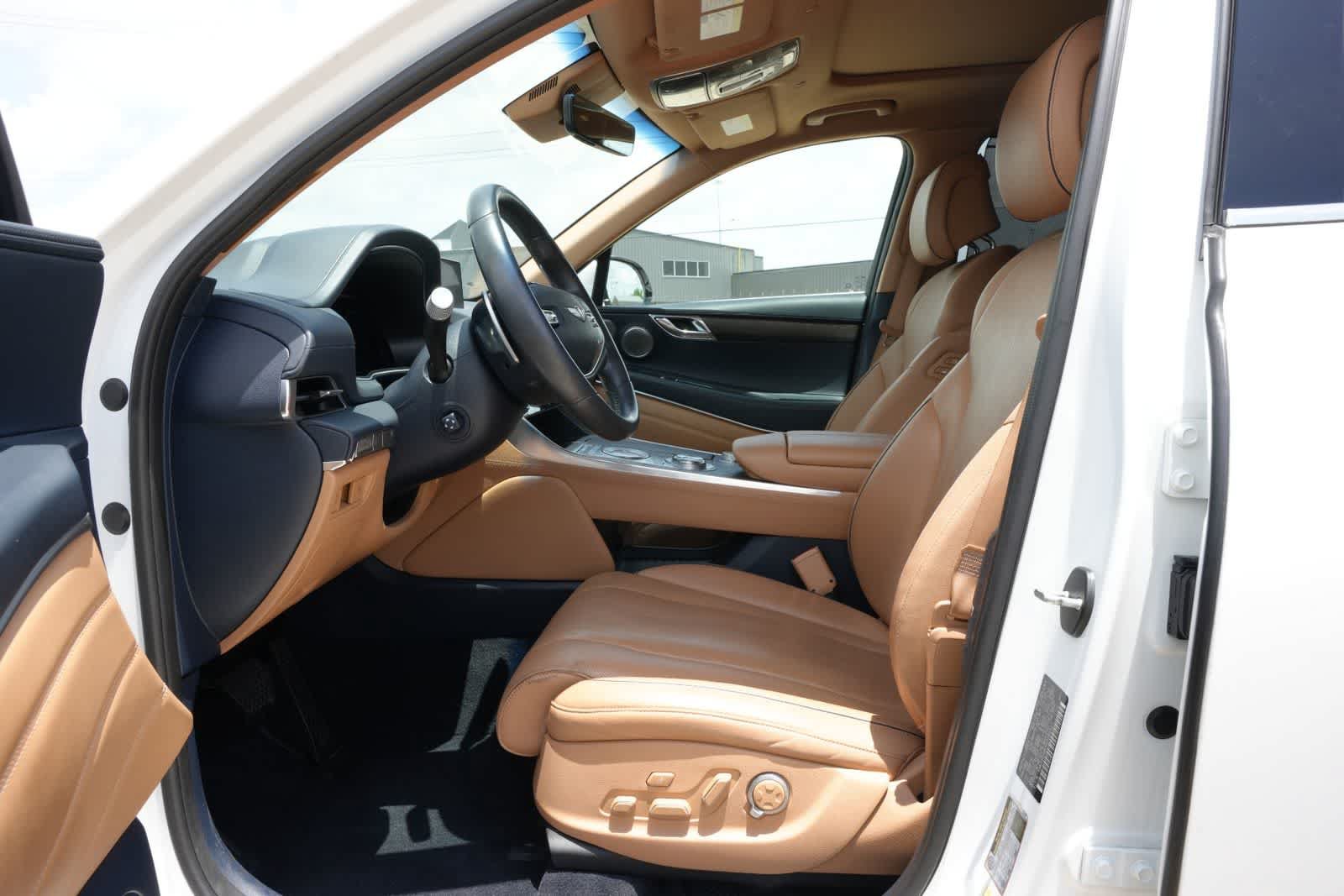 Used 2022 Genesis GV80 2.5T w/ Prestige Package 04 AWD/4WD image 15
