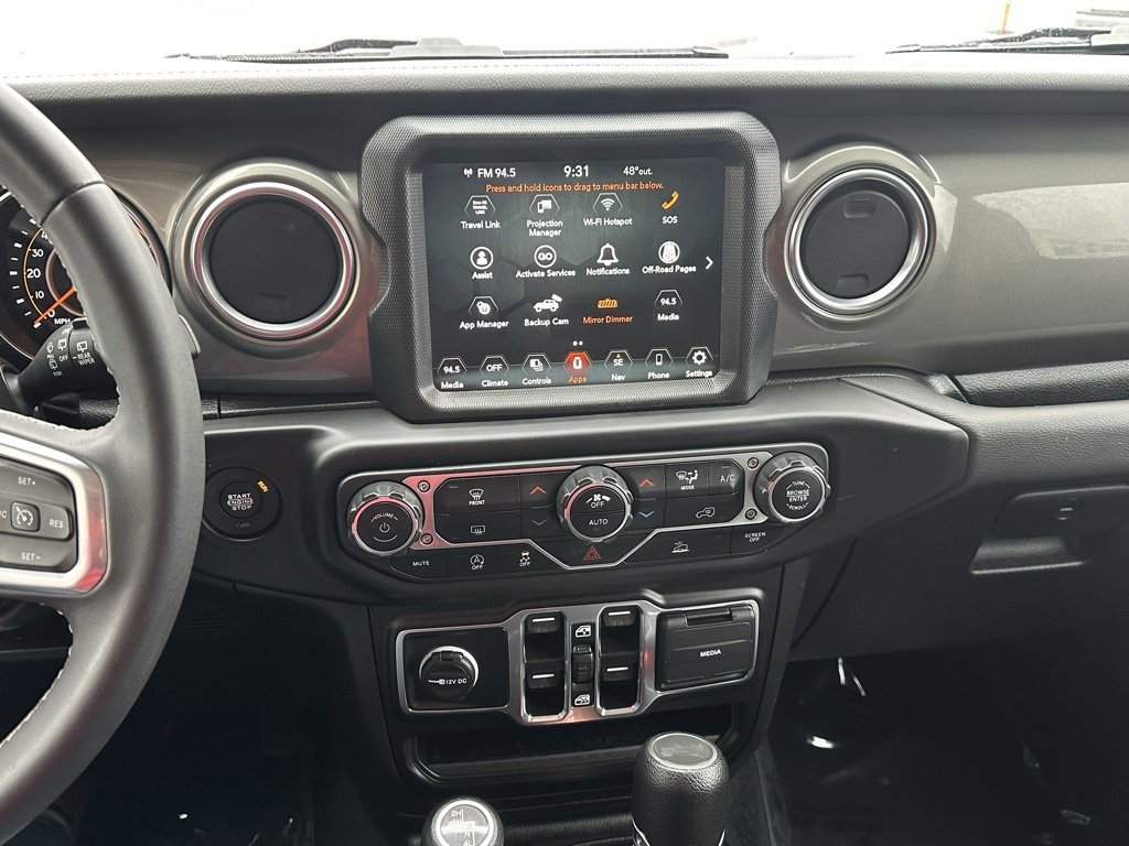 Used 2023 Jeep Wrangler Sahara image 27