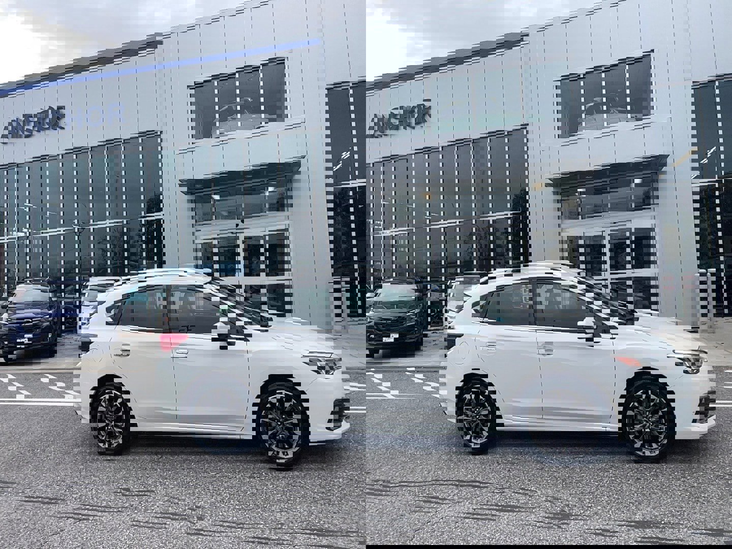 Used 2023 Subaru Impreza 2.0i Limited image 4