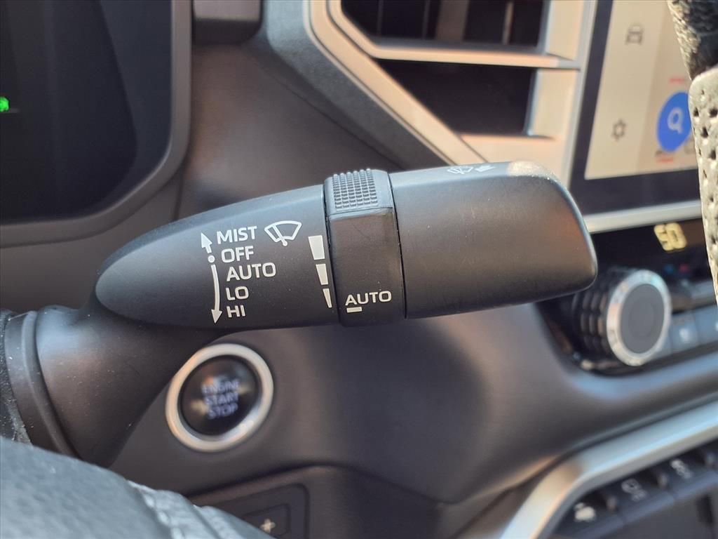 Used 2022 Toyota Tundra Platinum w/ Advanced Package image 21