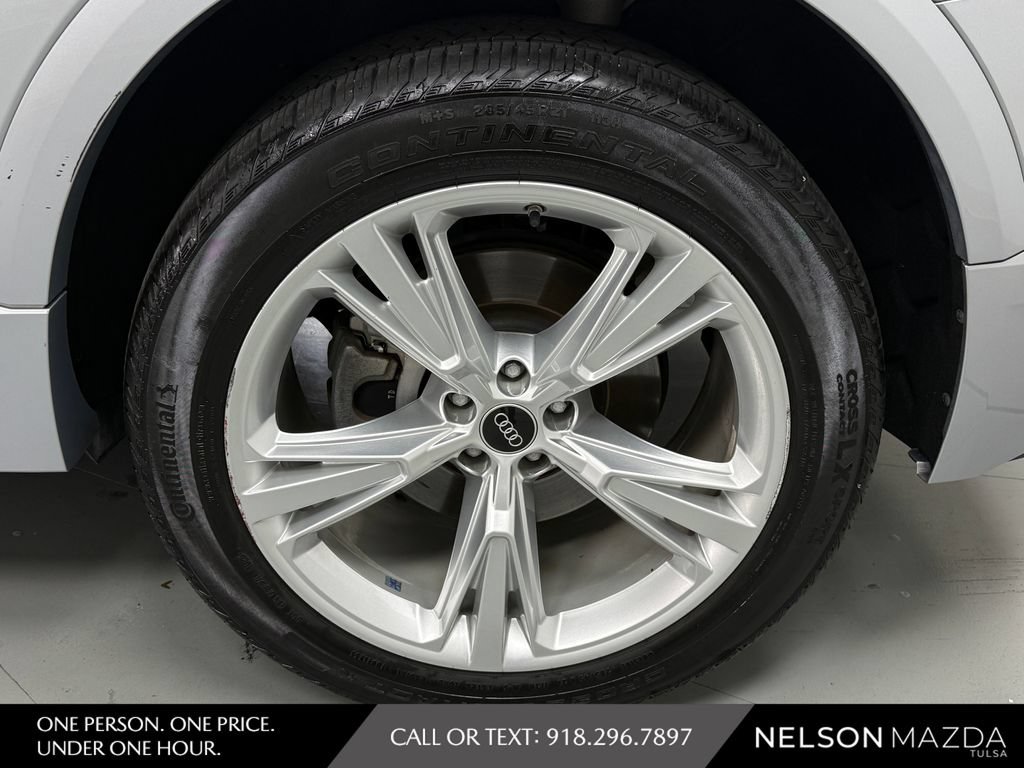 Used 2022 Audi Q8 Premium Plus w/ Premium Plus Package AWD/4WD image 12