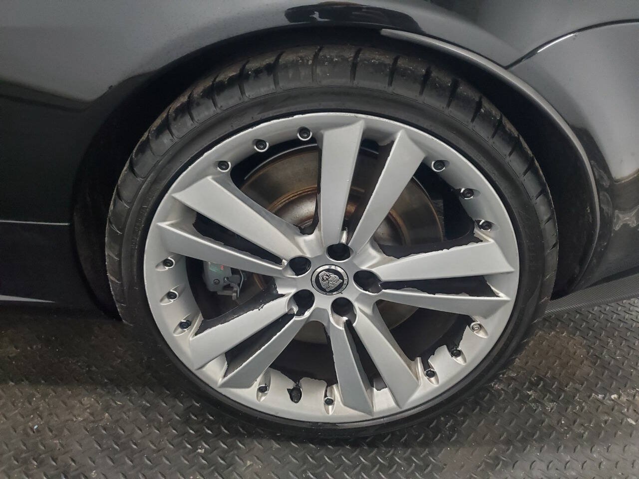 Used 2010 Jaguar XKR R RWD image 17