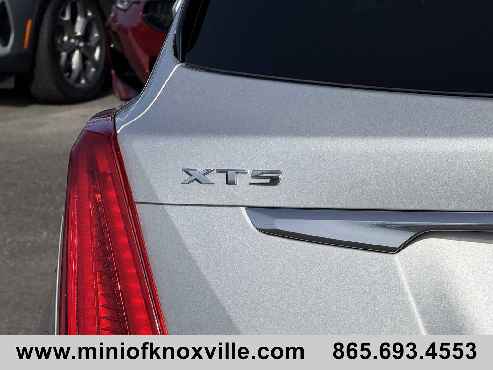 Used 2017 Cadillac XT5 Luxury w/ Driver Awareness Package image 34