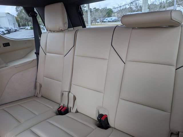Used 2021 Cadillac Escalade Premium Luxury image 16