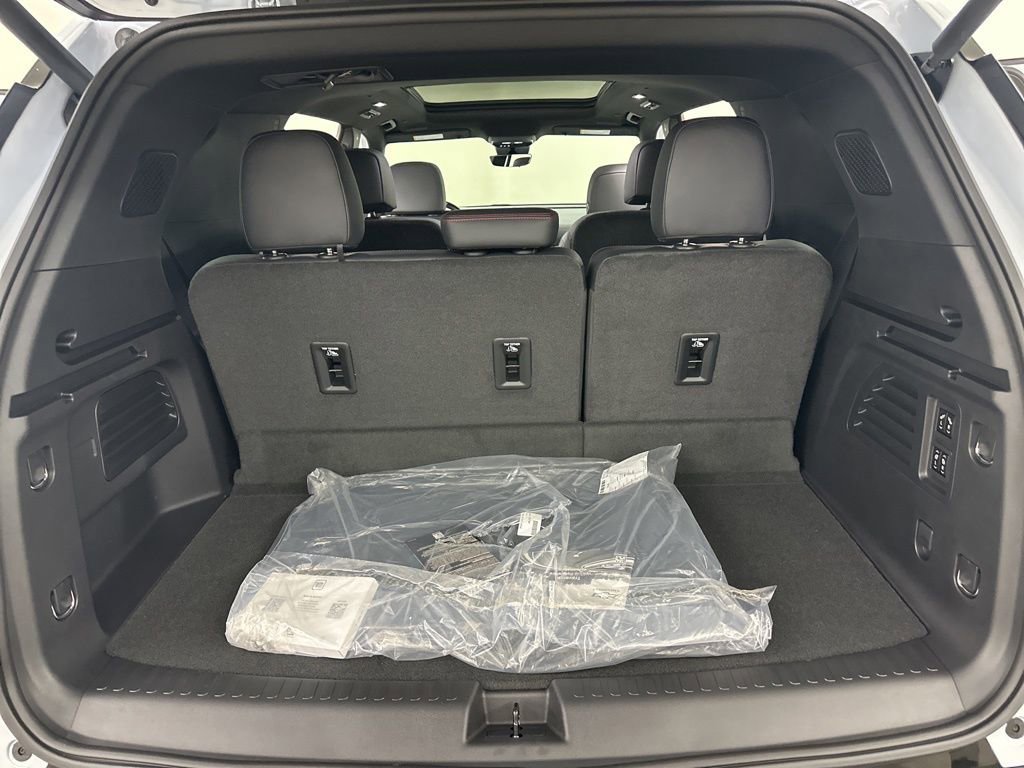 New 2026 Chevrolet Traverse RS AWD/4WD image 29