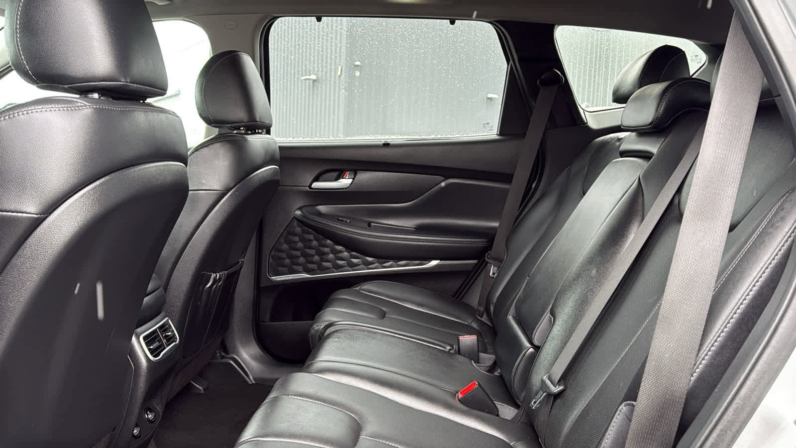 Used 2023 Hyundai Santa Fe SEL Premium image 25