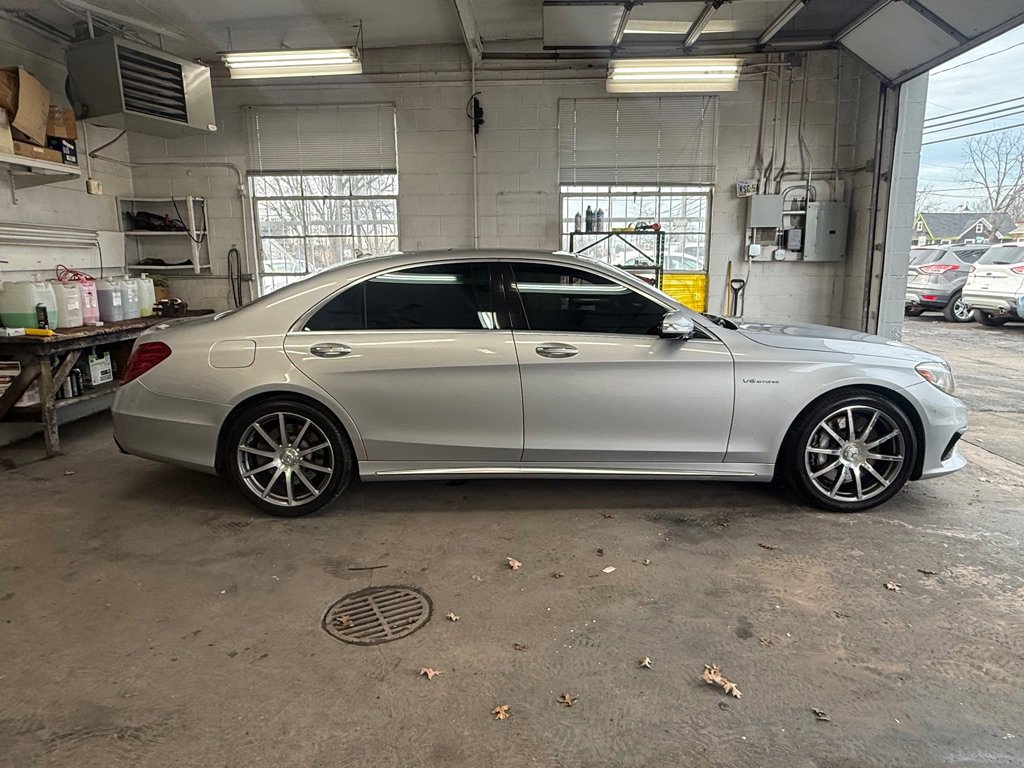 Used 2015 Mercedes-Benz S 63 AMG 4MATIC Sedan image 4