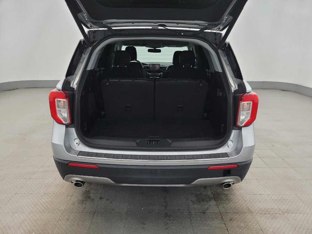 Used 2021 Ford Explorer Limited w/ Equipment Group 301A image 29