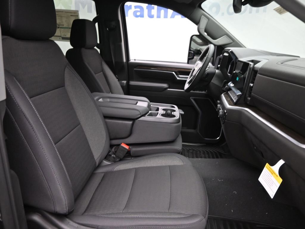 New 2026 Chevrolet Silverado 2500 LT w/ All Star Edition image 6
