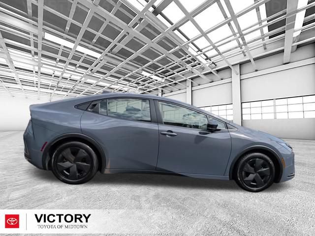 Certified 2024 Toyota Prius LE FWD image 2