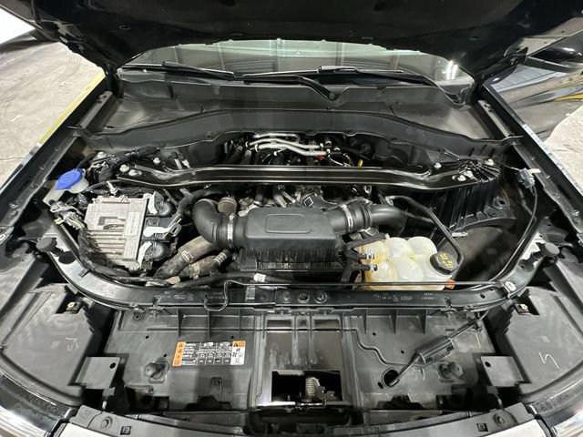 Used 2022 Ford Explorer Platinum w/ Equipment Group 601A AWD/4WD image 21