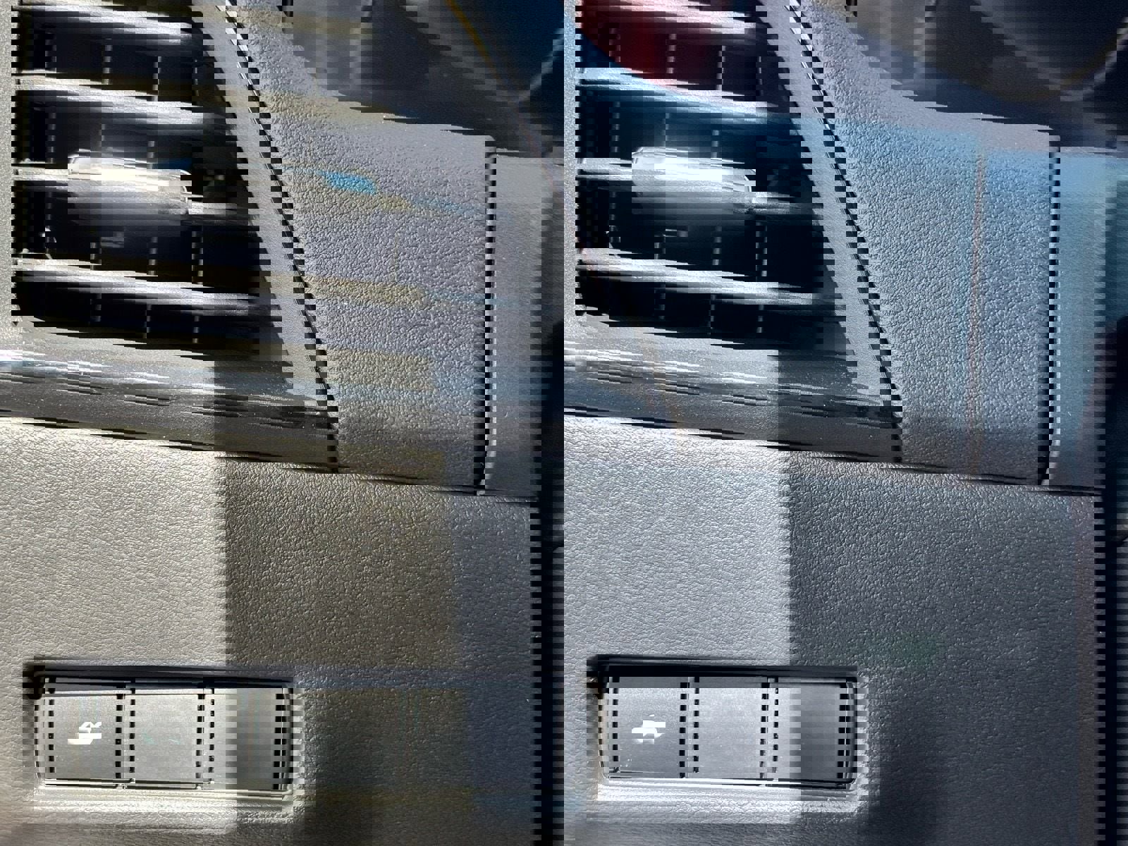 New 2026 Nissan Sentra SR w/ Floor Mat Package image 25