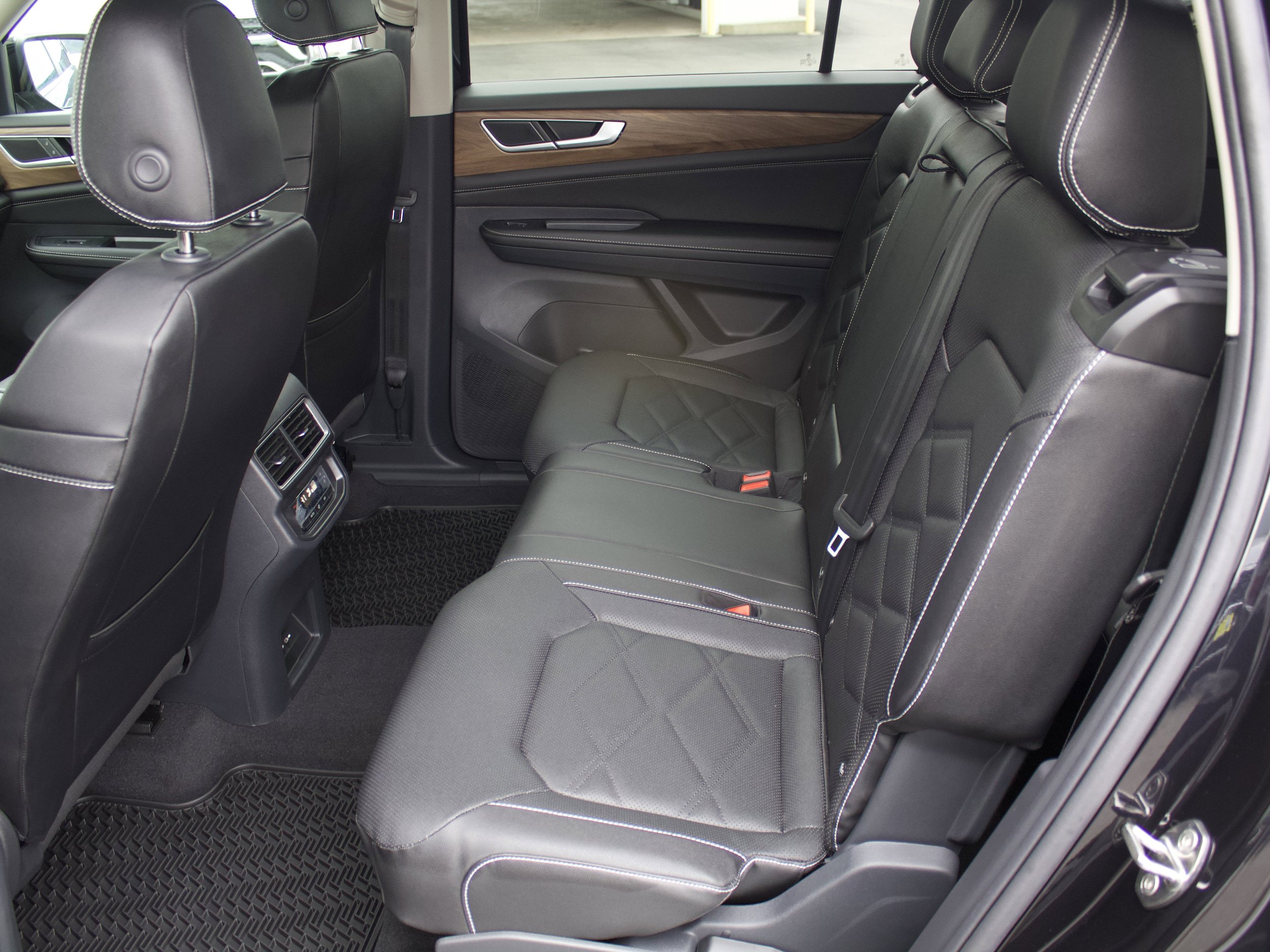 New 2026 Volkswagen Atlas SE AWD/4WD image 26