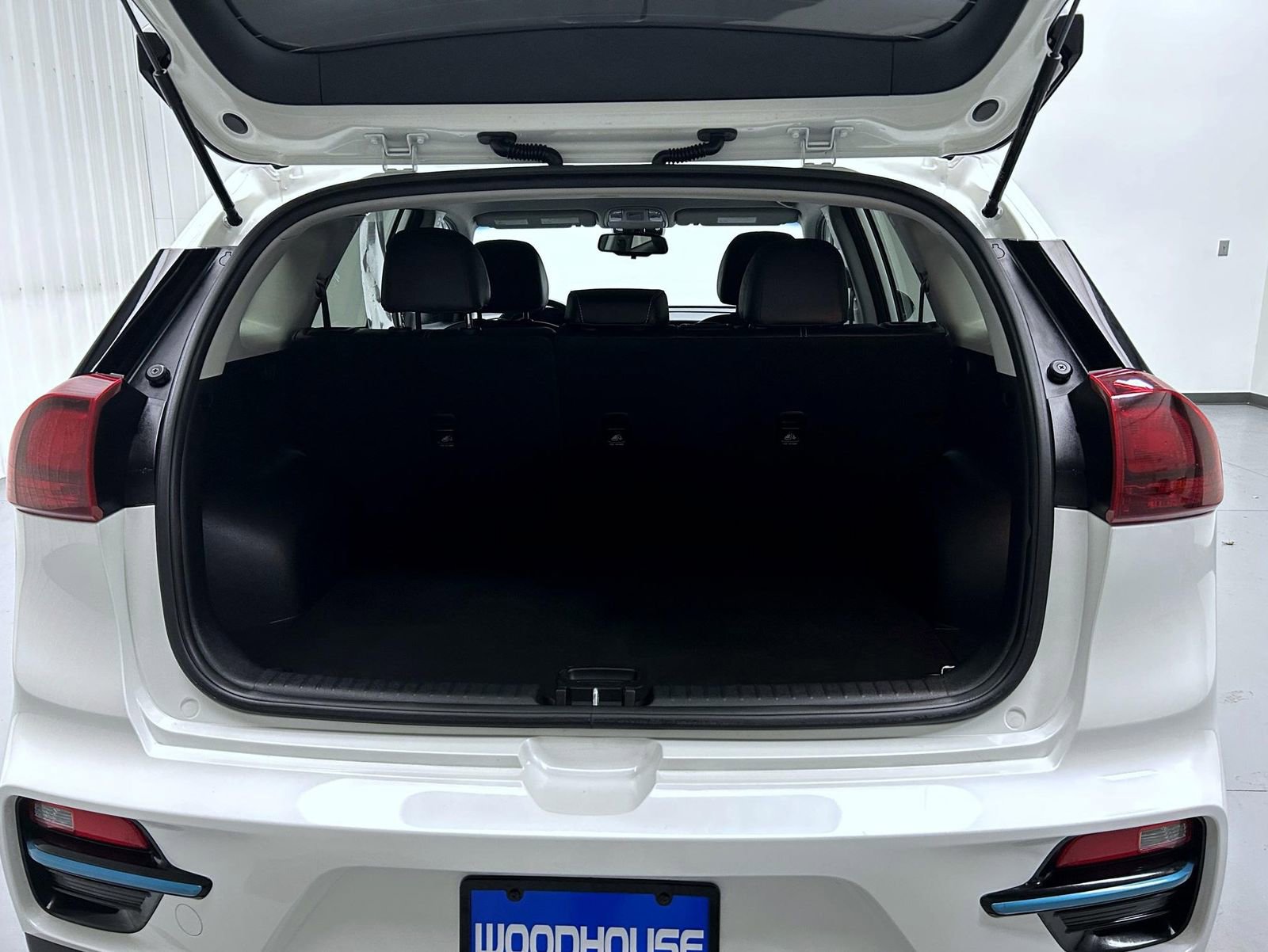 Used 2021 Kia Niro EX image 21