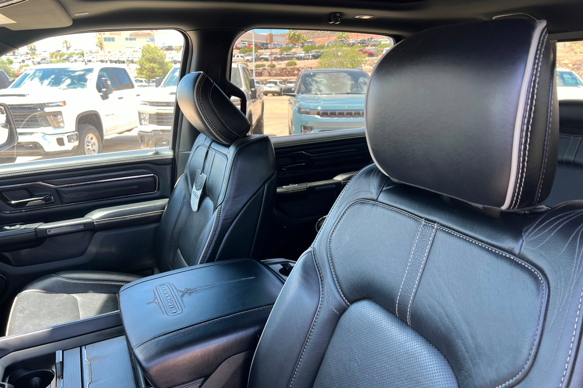 Used 2022 RAM 1500 Limited AWD/4WD image 16