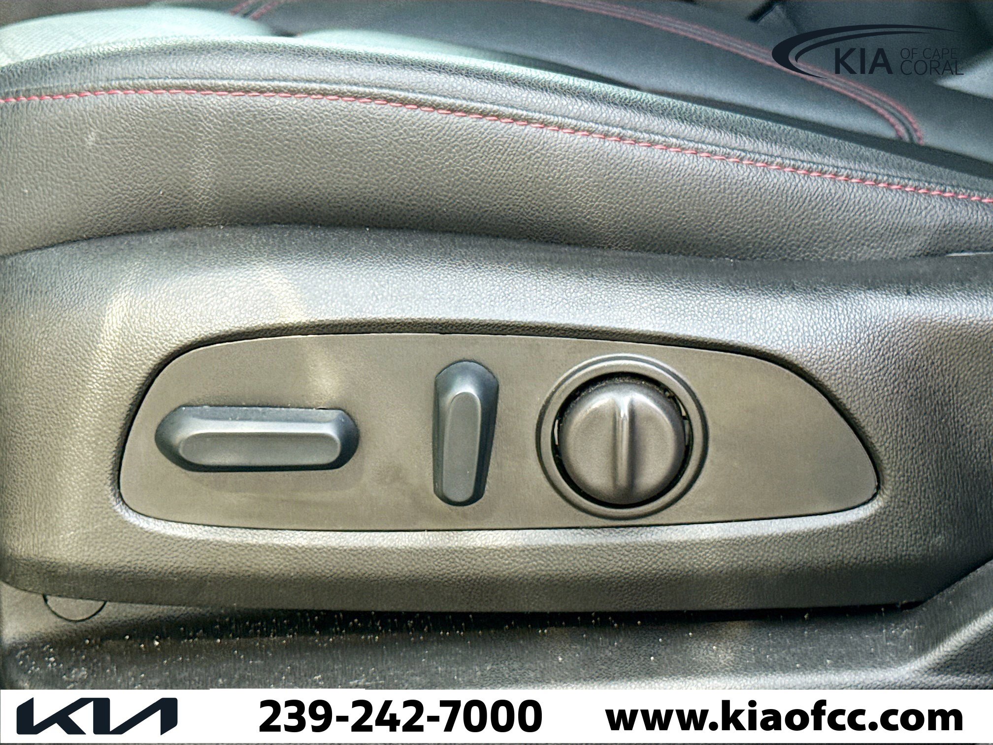 Used 2024 Chevrolet Blazer RS w/ Driver Confidence II Package image 24