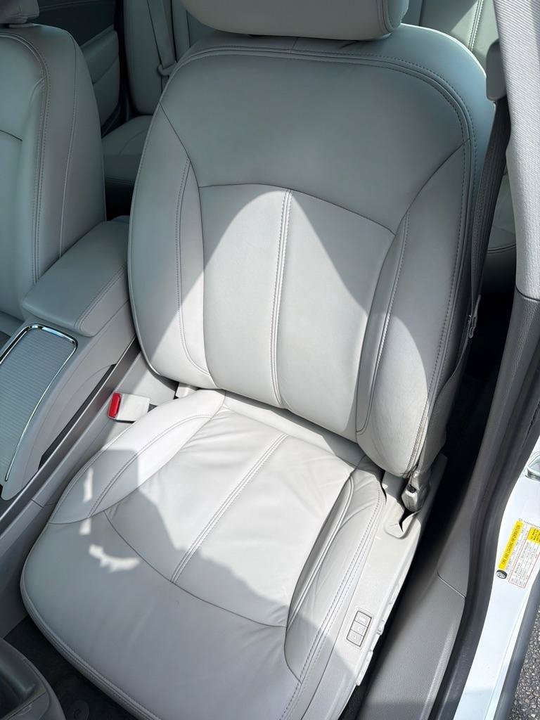 Used 2013 Buick LaCrosse Leather FWD image 23