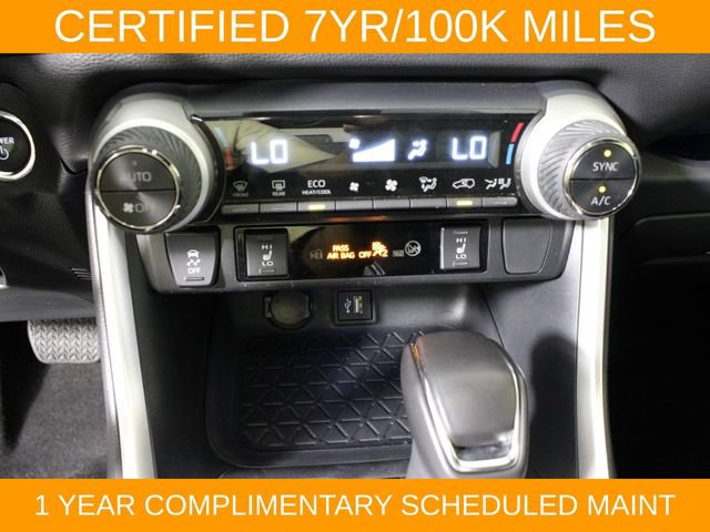 Used 2025 Toyota RAV4 XSE AWD/4WD image 26