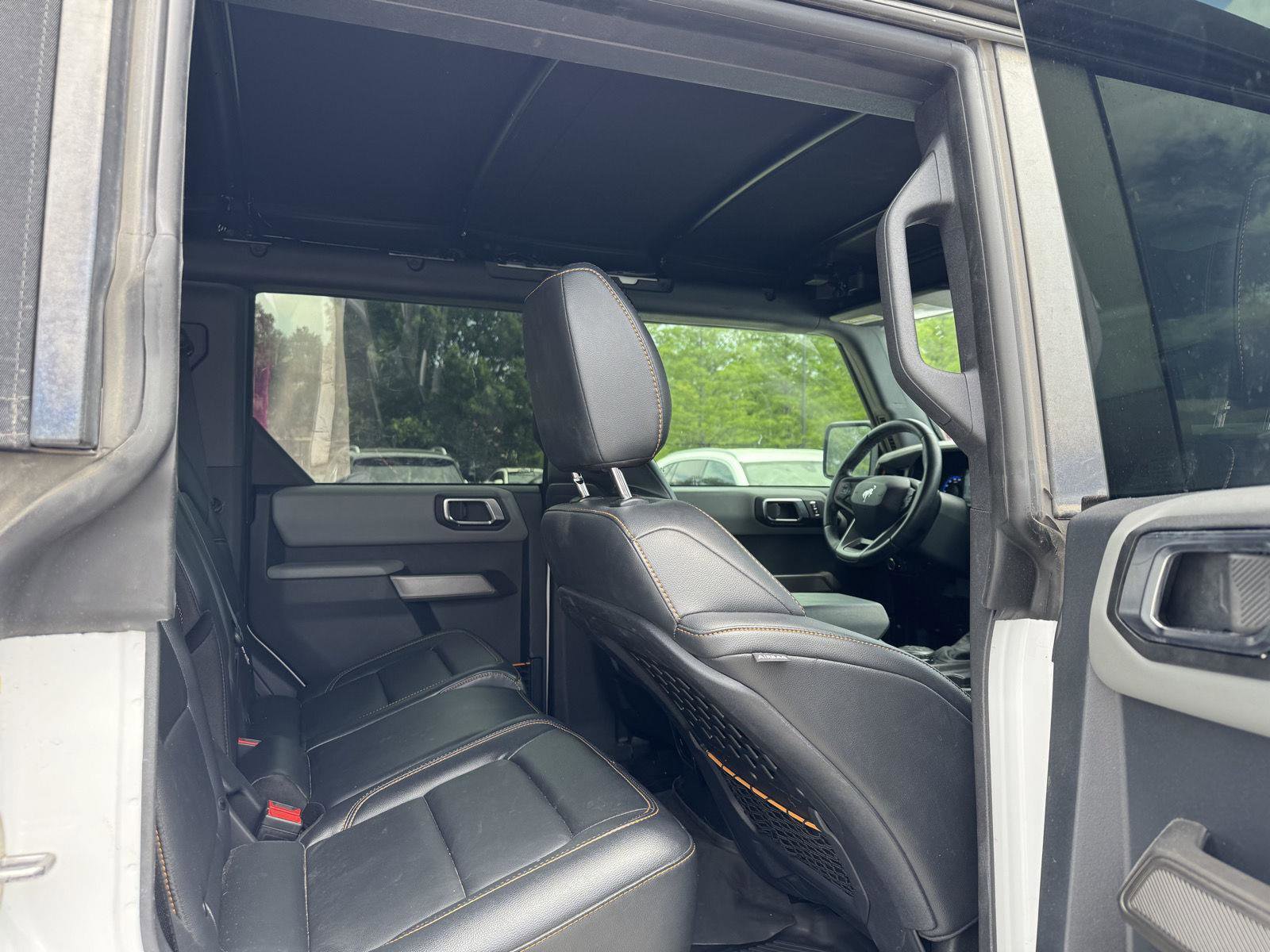 Used 2023 Ford Bronco Badlands image 27