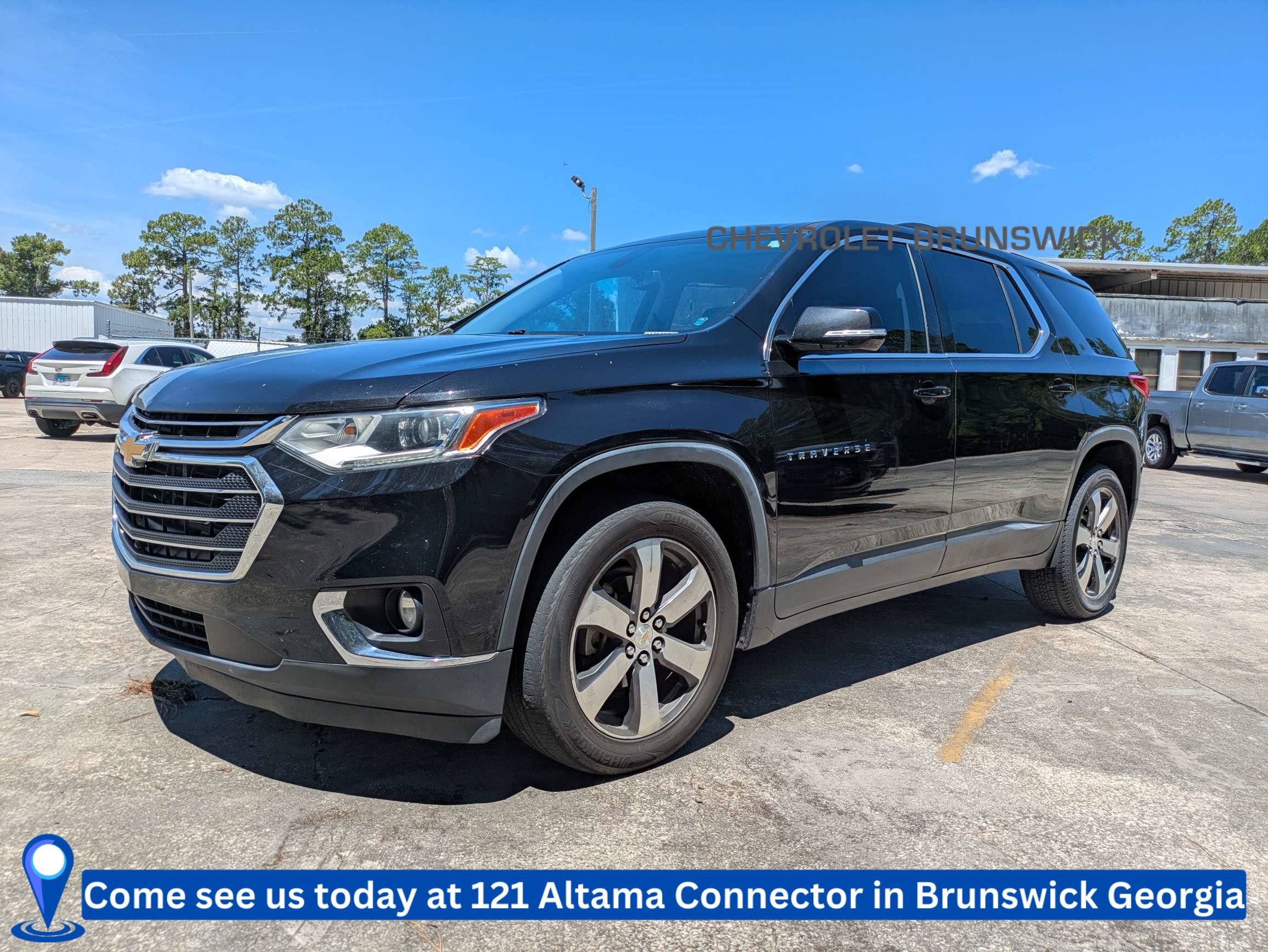 Used 2018 Chevrolet Traverse LT