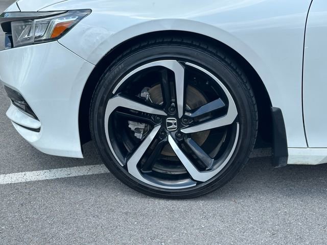 Used 2020 Honda Accord Sport image 10
