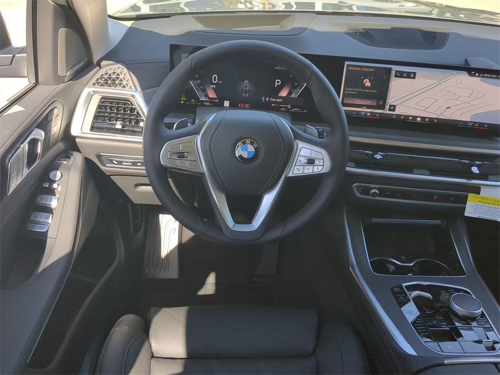 New 2026 BMW X7 xDrive40i w/ Premium Package image 16