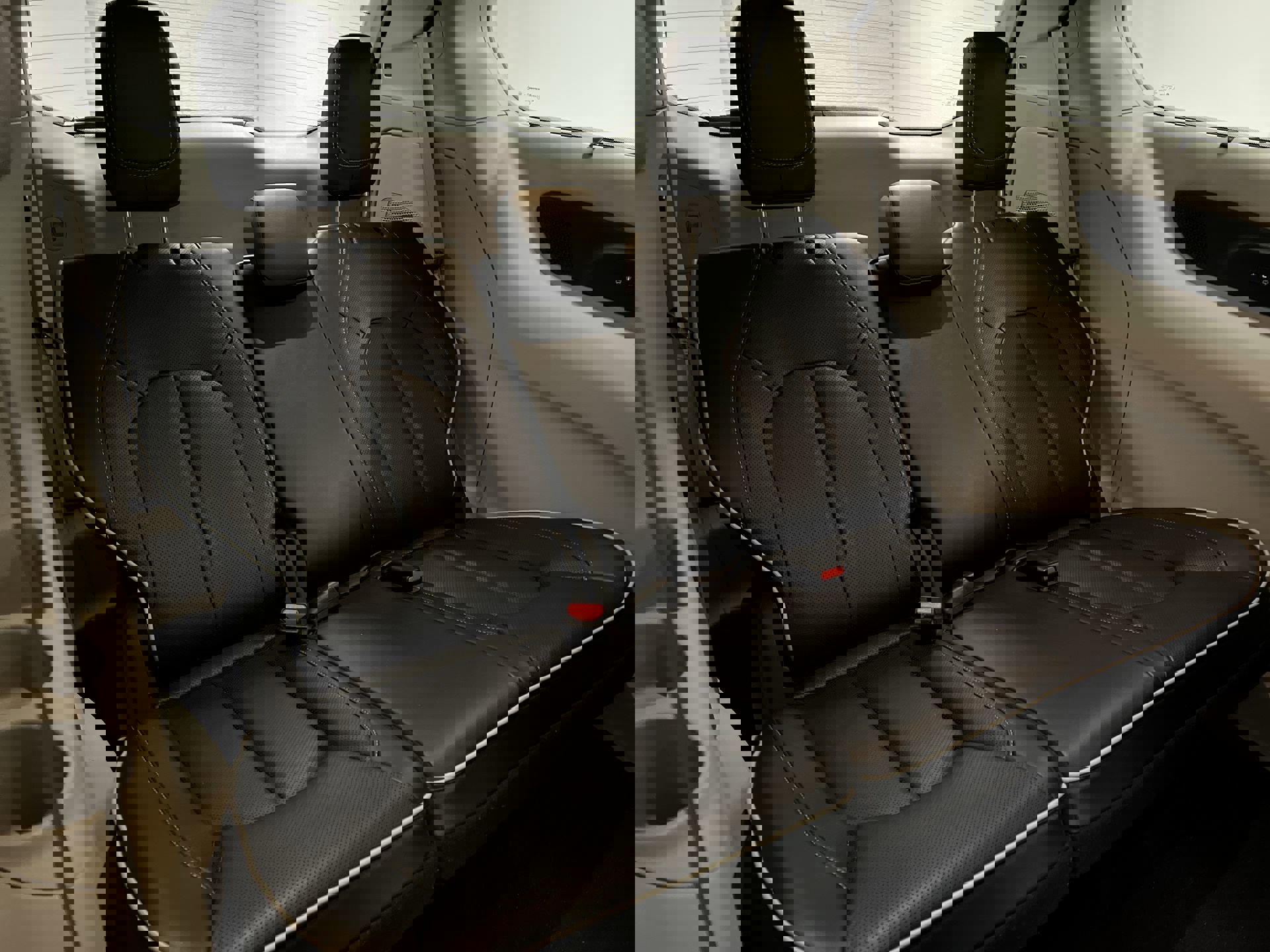 Used 2022 Chrysler Pacifica Limited image 64