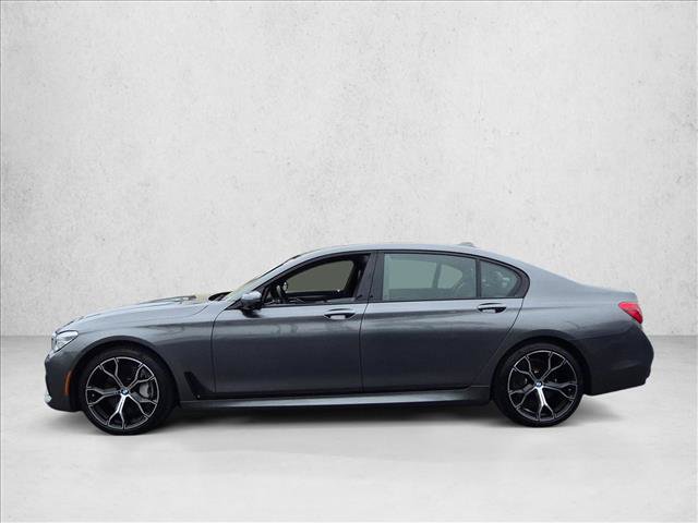 Used 2017 BMW 750i RWD image 9