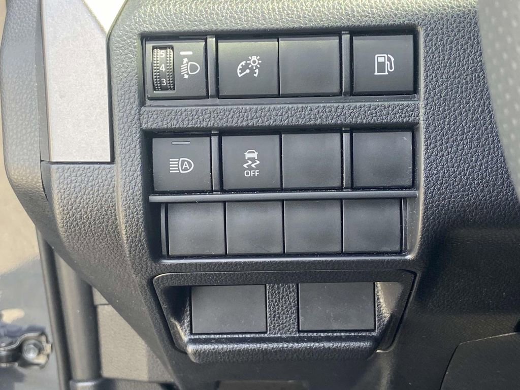 Used 2025 Toyota 4Runner SR5 image 28