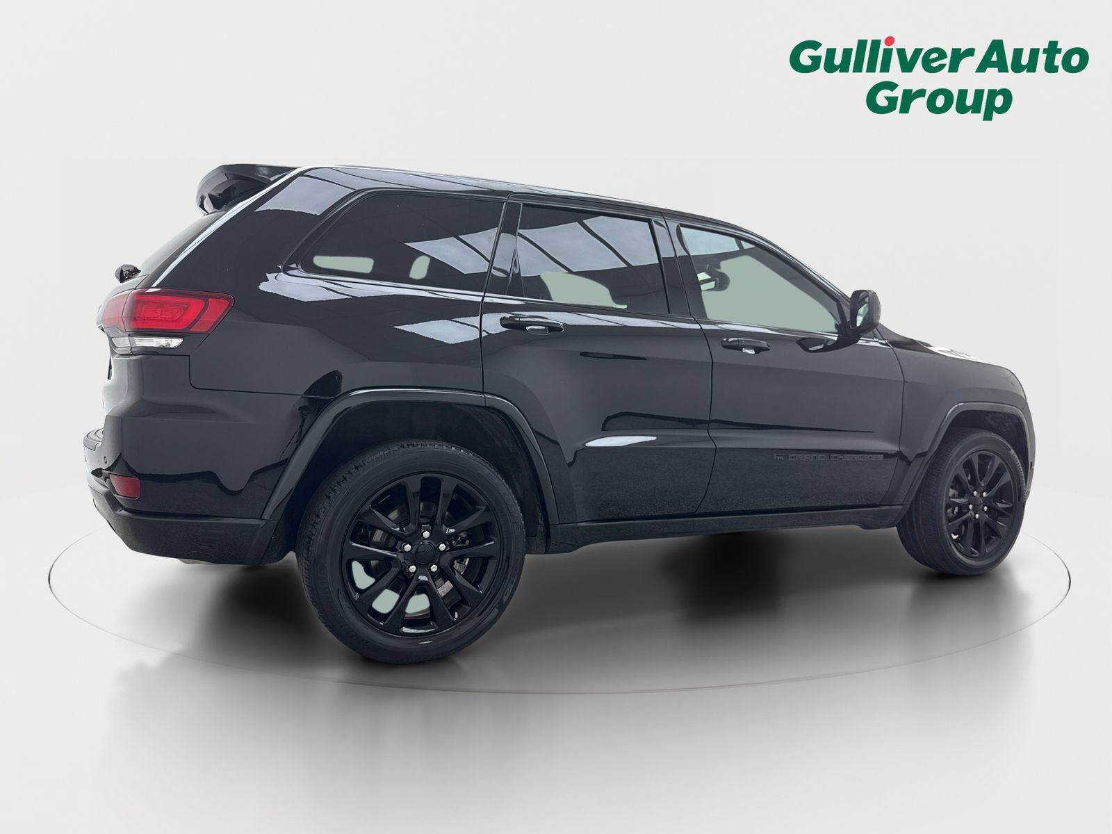 Used 2022 Jeep Grand Cherokee Laredo X RWD image 9