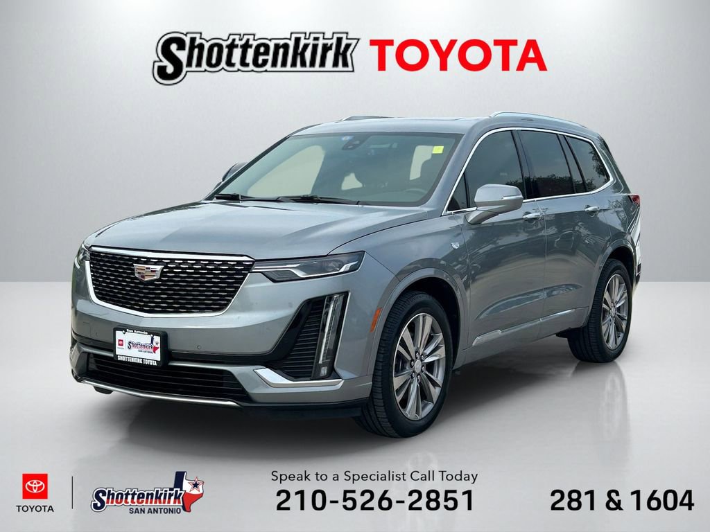 Used 2023 Cadillac XT6 Luxury FWD image 1