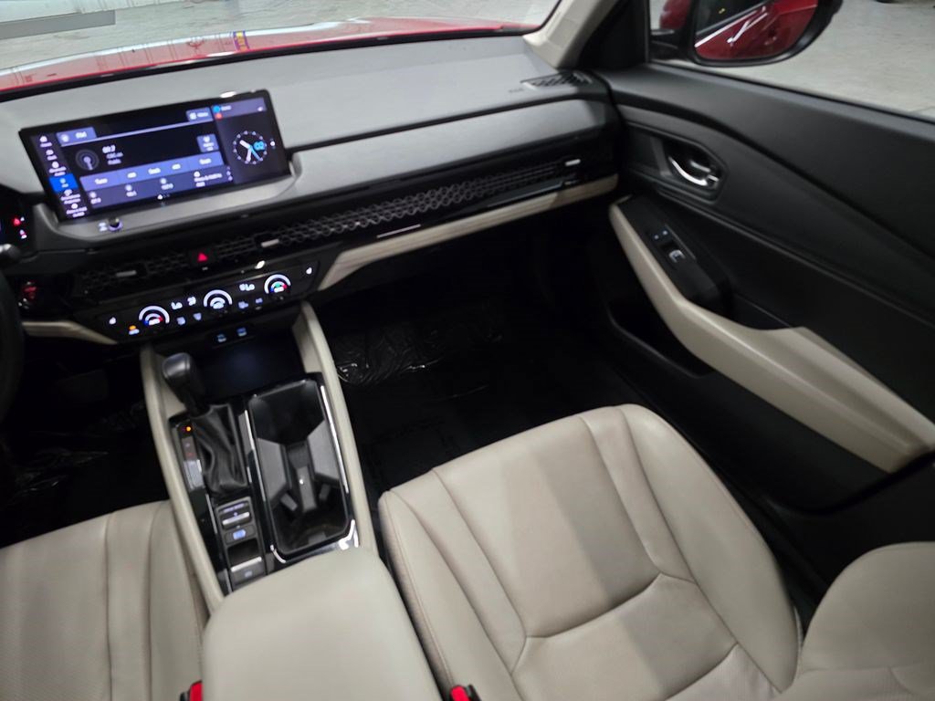 Used 2023 Honda Accord EX-L image 36
