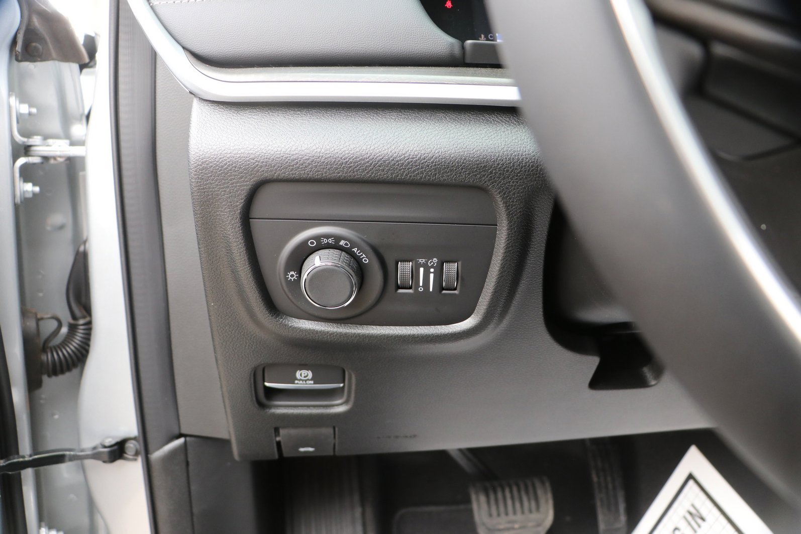 New 2026 Jeep Grand Cherokee L 4WD image 12