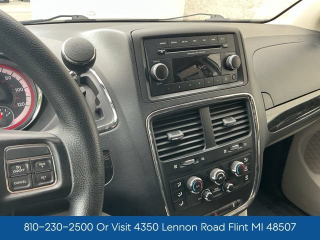 Used 2014 Dodge Grand Caravan SXT FWD image 18