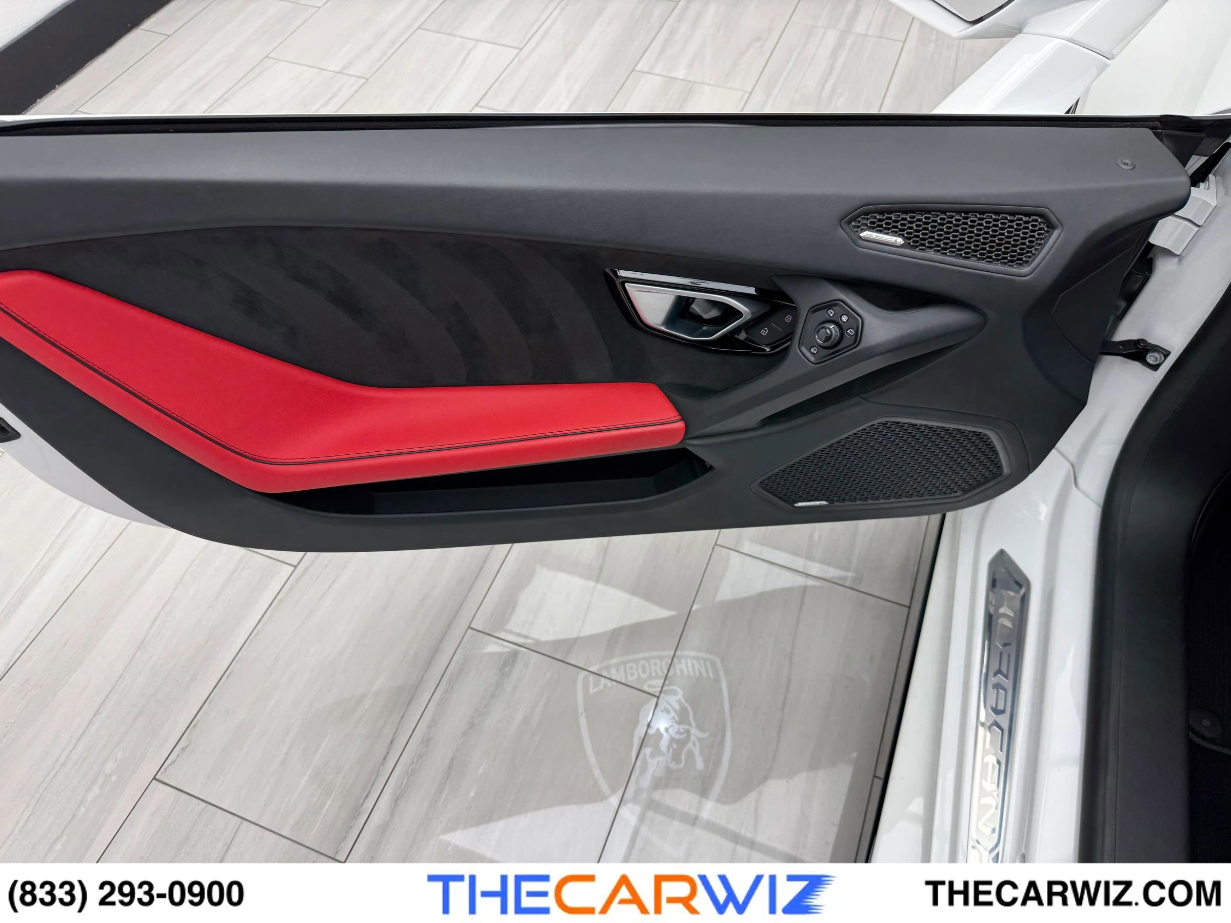 Used 2020 Lamborghini Huracan EVO image 46