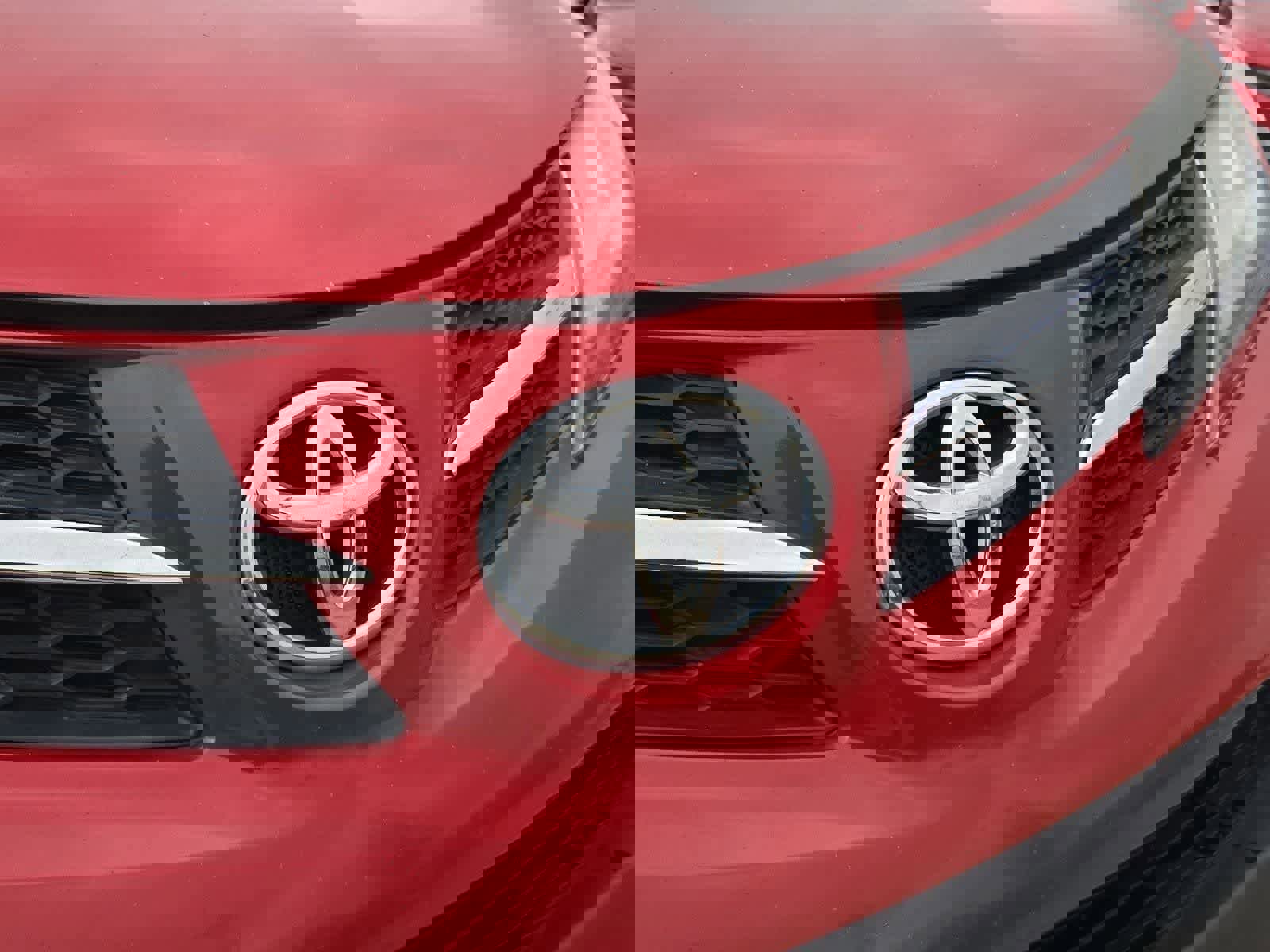 Used 2014 Toyota RAV4 XLE FWD image 11