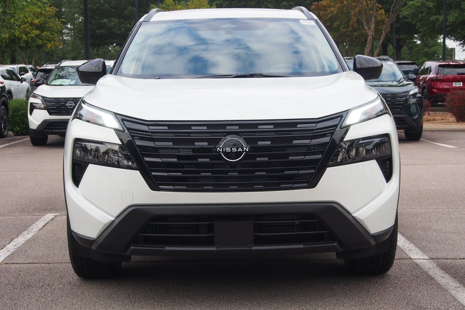 New 2026 Nissan Rogue Dark Armor FWD image 2