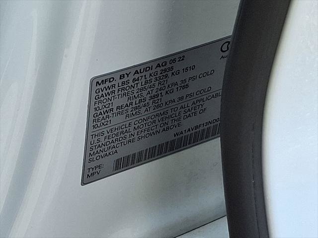 Certified 2022 Audi Q8 Premium image 28